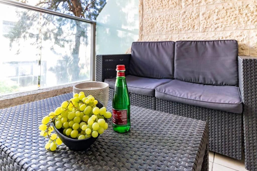 Luxury 3 Bedroom Apt, Harav Kook7 Jerusalém Exterior foto